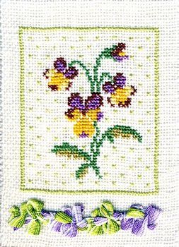 452-serie-fleurs-en-pointilles-violettes.jpg