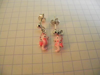 boucles d'oreilles miniatures