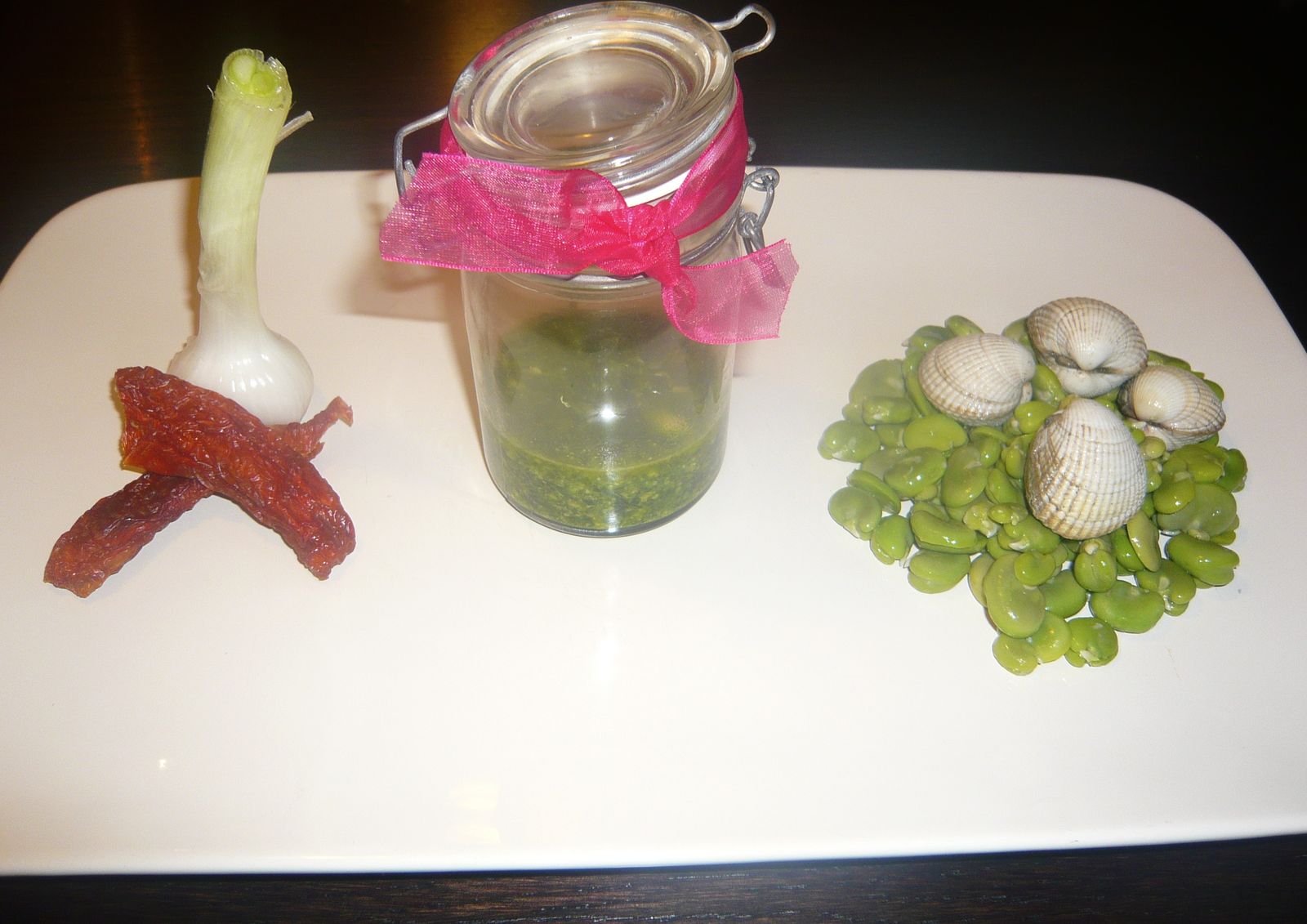 Midori dans sa cuisine ! Fèves fraiches, coques, pesto d'ail d'ours