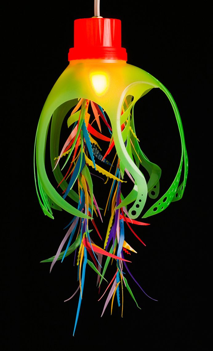 David-EDGAR-03-Green_Fiesta_Jellyfish_Lamp.jpg