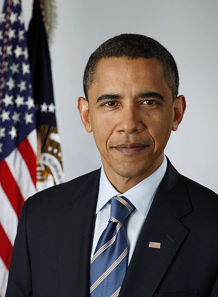 Barack Hussein Obama ... souriant ! Source Wikipédia