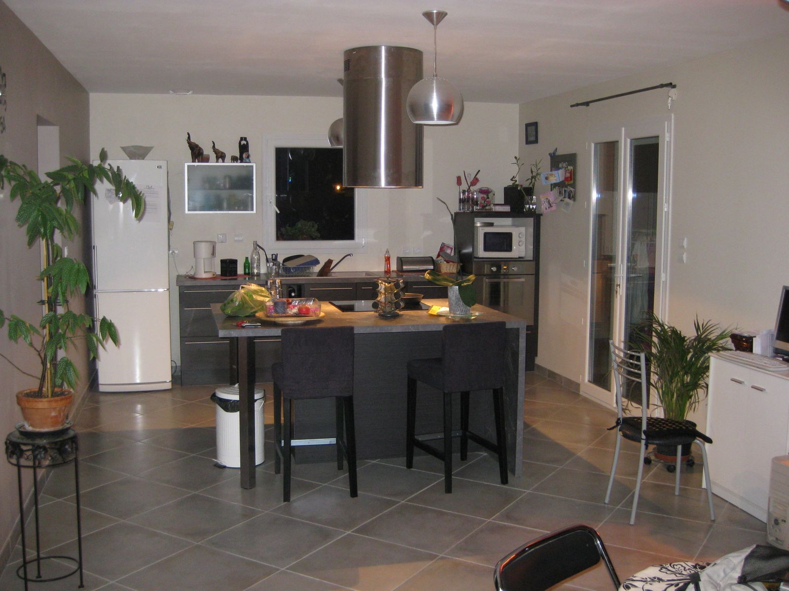 Cuisine rouge bordeau: couleur cuisine equipee. cuisine rouge ...