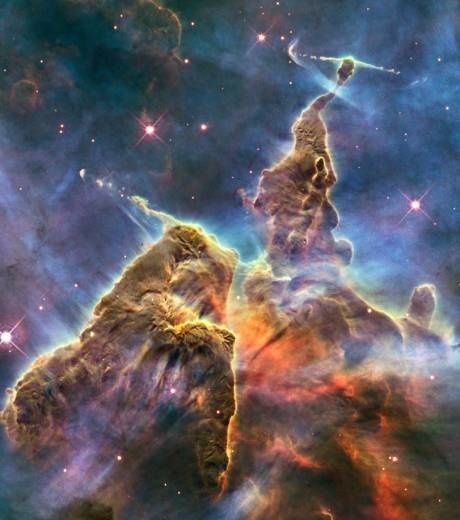 la-montagne-mystique-capturee-par-hubble_13861_w460.jpg