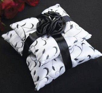 coussin alliance amriage noir blanc rouge coussin alliance marige noir blanc coussin d'alliance mariage blanc noir coussin alliance amriage decors plusmes decoration mariage noir blanc coussin alliance amriage noir blanc rouge coussin alliance marige noir blanc coussin d'alliance mariage blanc noir coussin alliance amriage decors plusmes decoration mariage noir blanc