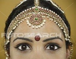 indien-femme-porter ~hs050681ind