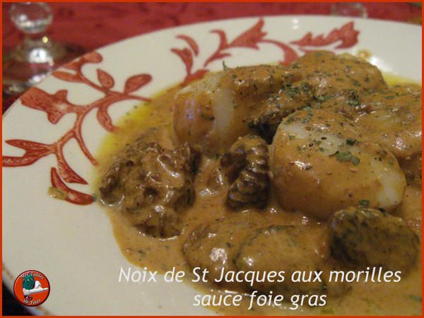 Noix de St Jacques aux morilles sauce foie gras - Mes tables de Fêtes