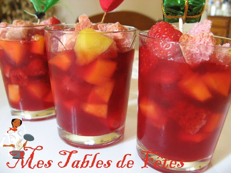 Verrines_mangue_et_fraises_en_gel_e