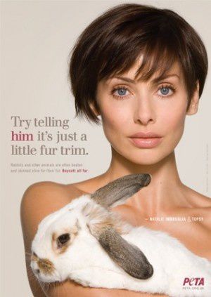 natalie-imbruglia-port-de-la-fourrure1