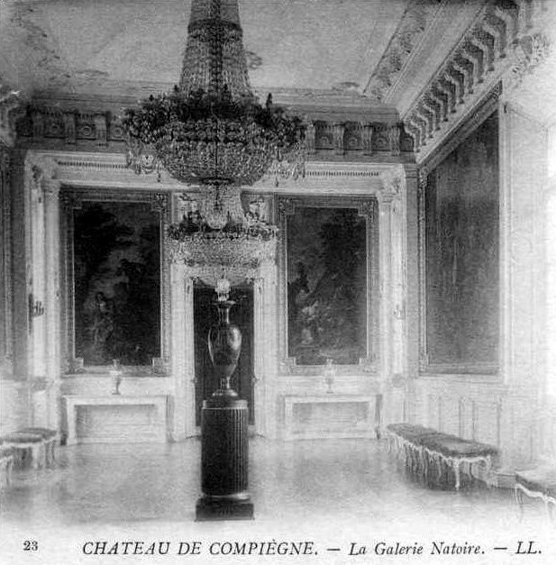Album - la ville de Compiègne (Oise), vue générale du château et diverses photos