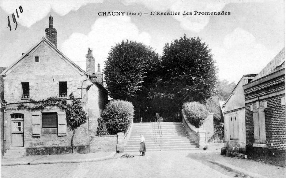 Album - la ville de Chauny (Aisne), les promenades, les places et squares