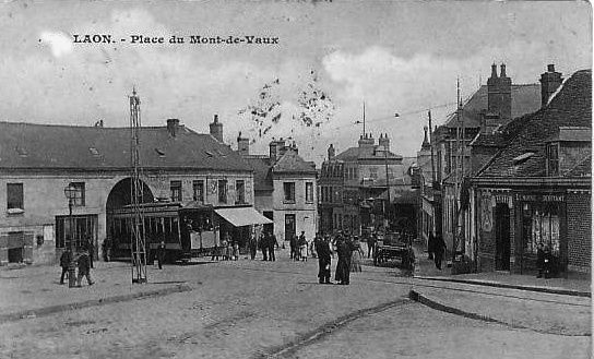 Album - la ville de Laon (Aisne), les avenues, les rues, les places