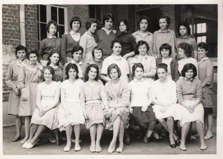 Album - la ville de Noyon (Oise), les élèves des écoles de 1930 à 1959