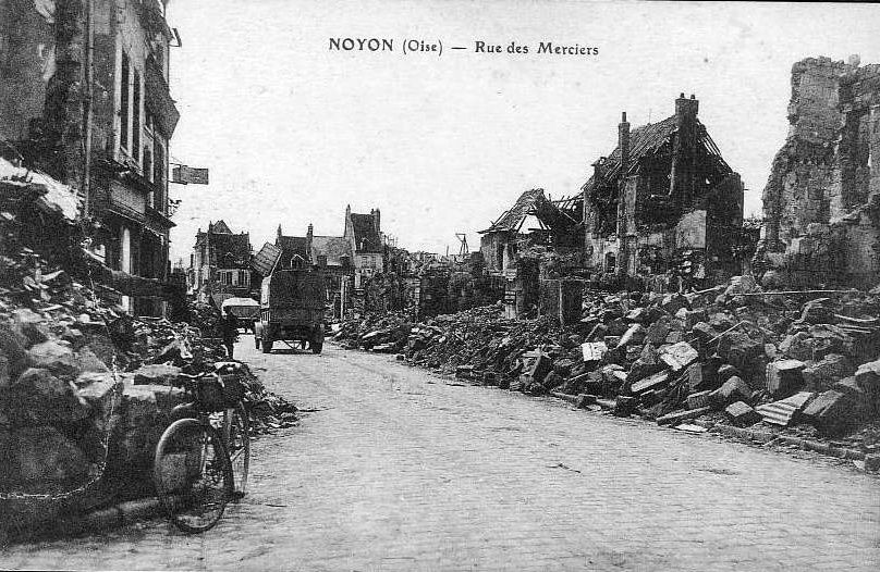 Album - la ville de Noyon (Oise), les destructions des Guerres, les rues