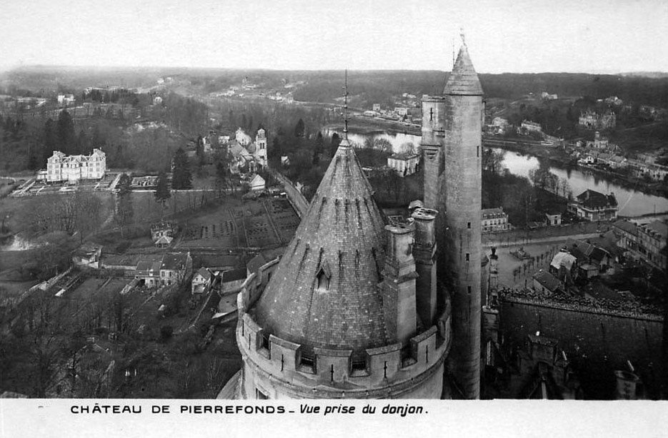 Album - le village de Pierrefonds (Oise), vues générales