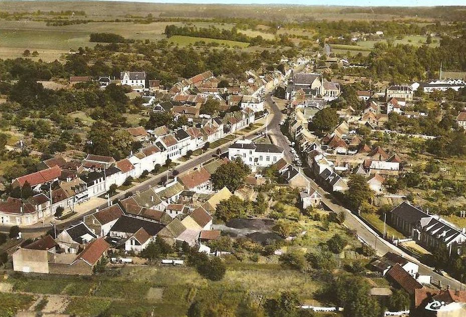 Album - le village de Ressons sur Matz (Oise), la gare, la poste, l'eglise, les écoles