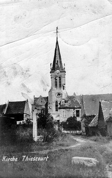 Album - le village de Thiescourt (Oise), l'église, les rues et routes