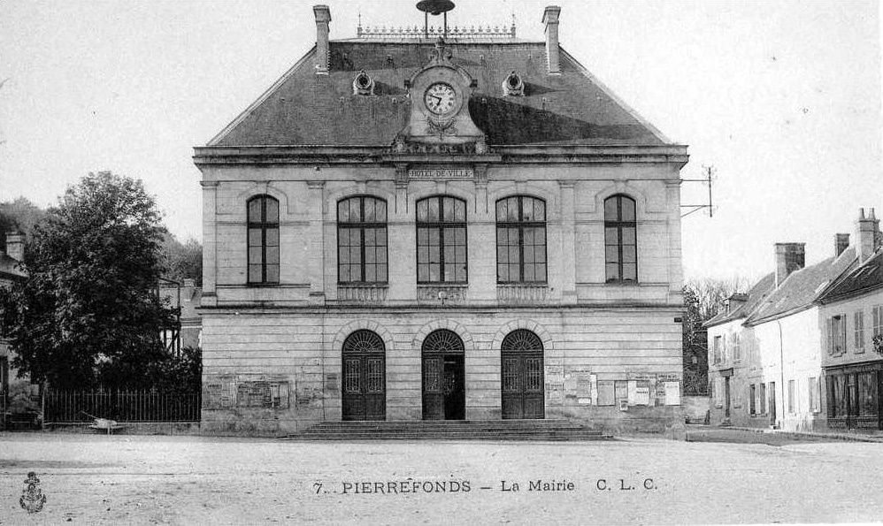 Album - le village de Pierrefonds (Oise)