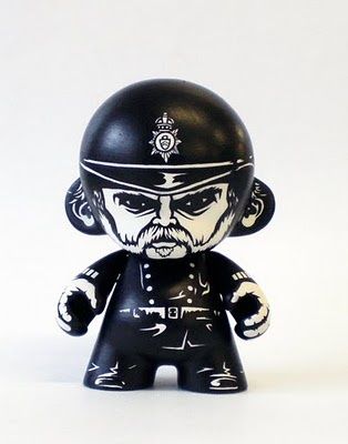 Victorian Policeman custom toys by Jon Paul Kaiser Victorian Policeman custom toys by Jon Paul Kaiser
