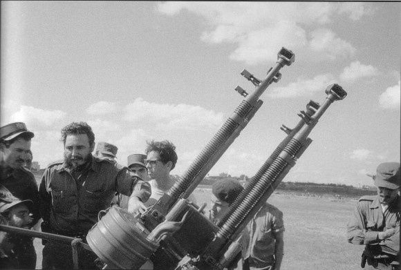 fidel-con-las-defensa-antiaereas-580x391.jpg