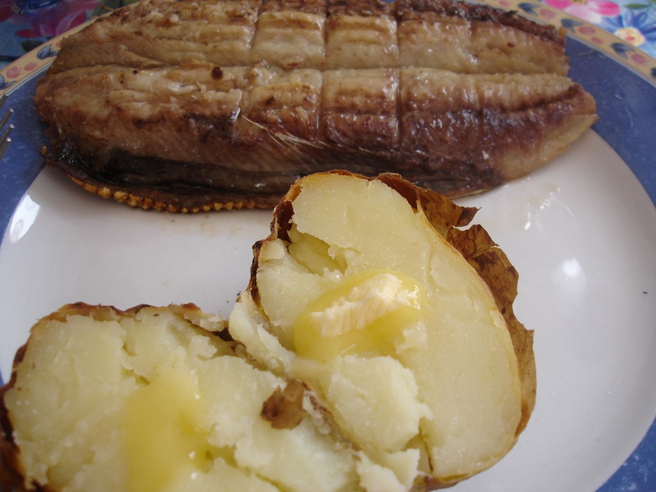 Hareng fumé au BBQ et Camembert ds les braises Clafoutis Hareng fumé au BBQ et Camembert ds les braises Clafoutis