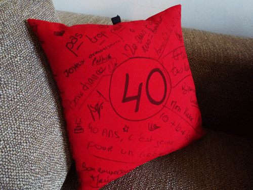 coussin-personnalisable.gif