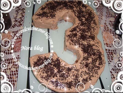 Gâteau sous forme de 3