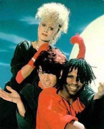 The-Thompson-Twins-image-the-thompson-twins-36204280-297-36