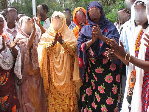 Tenue traditionnelle des djiboutiennes le "boubou" - Le blog de  ma-nouvelle-vie-