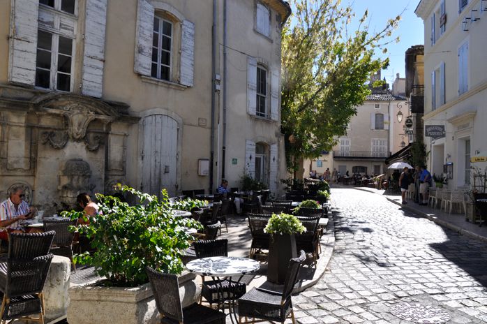lourmarin-Provence-routes de provence-les alpilles