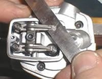4.6-remontage-du-haut-moteur3.jpg