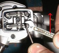 4.6-remontage-du-haut-moteur6.jpg