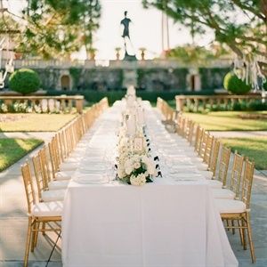 Decoration De Communion Doree Et Blanche Decoration De Mariage