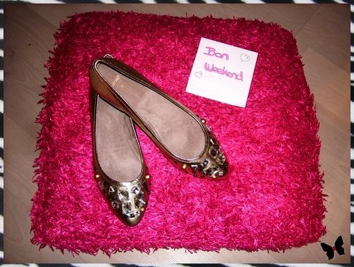 golden shoes