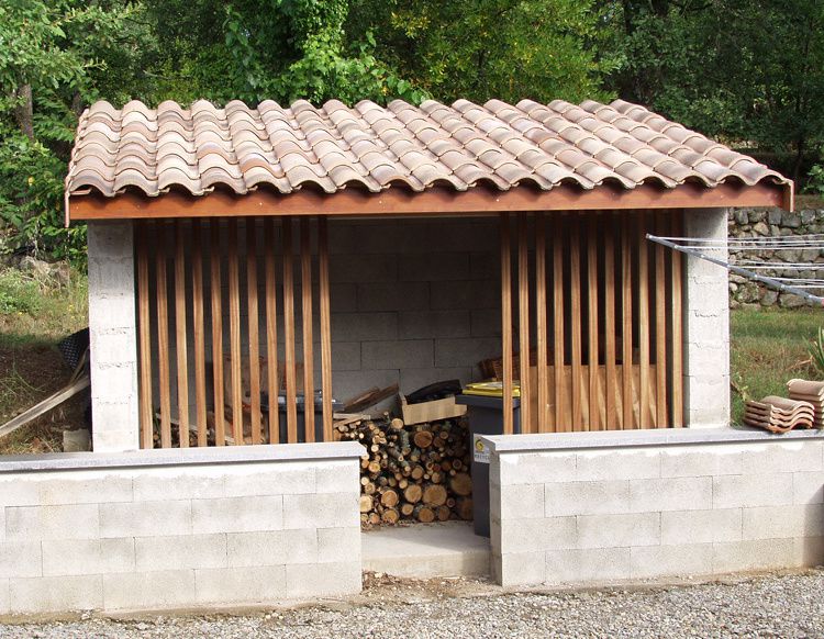 Construction d'un abri pour bois de chauffage - Le blog de richard 68