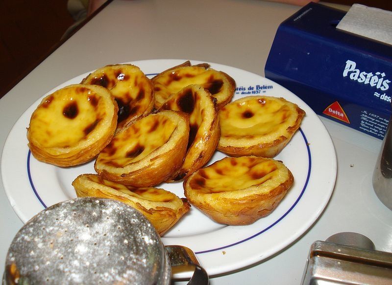 Comment vous parler de gastronomie portugaise sans commencer par ce qui est certainement la pâtisserie la plus consommée au Portugal.