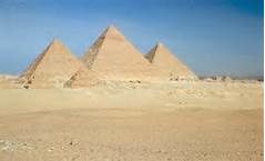 Pyramide1.jpg