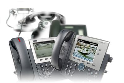 Lot de téléphones de génrations différentes