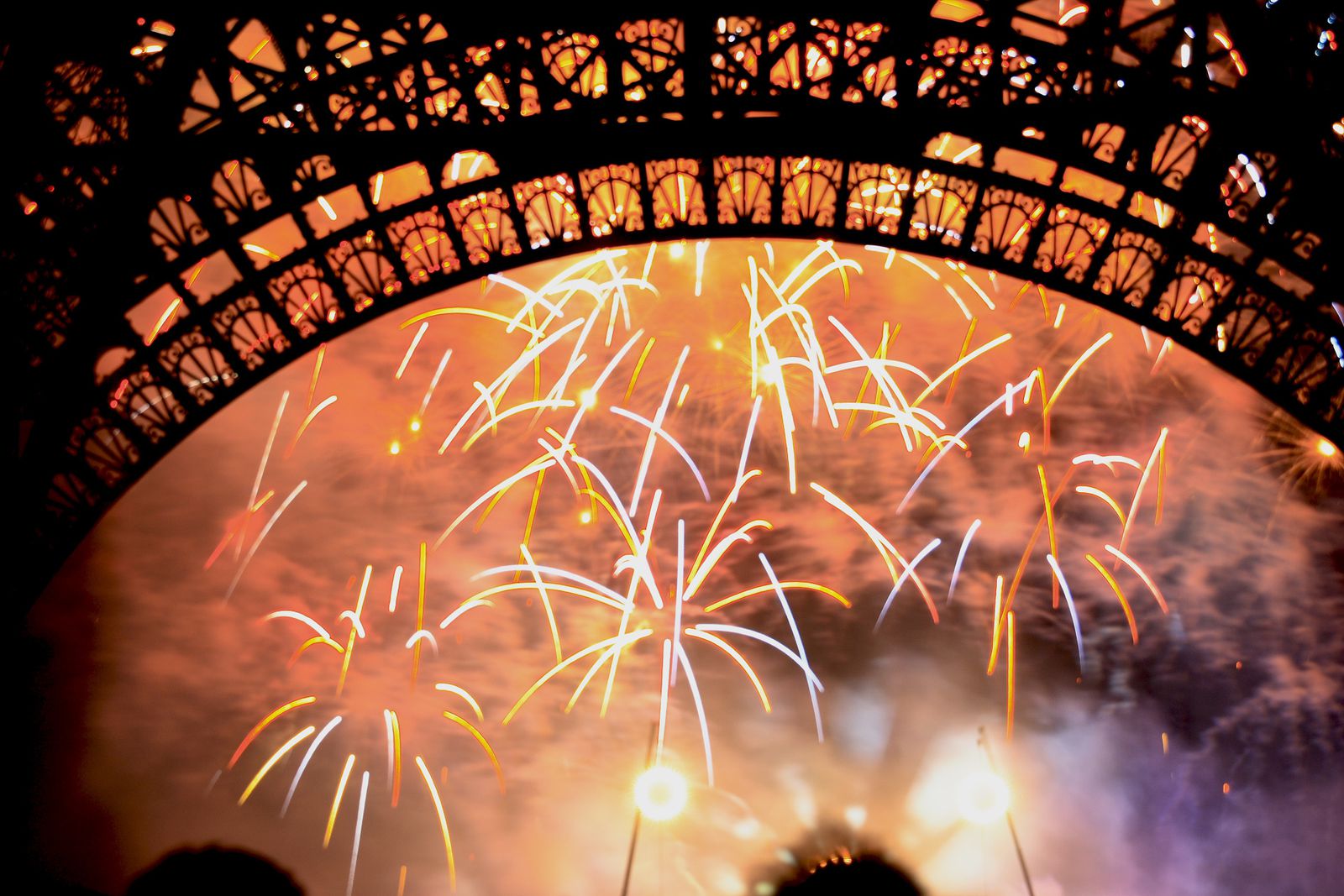 Feu d'artifice du 14 Juillet à la tour Eiffel, Paris