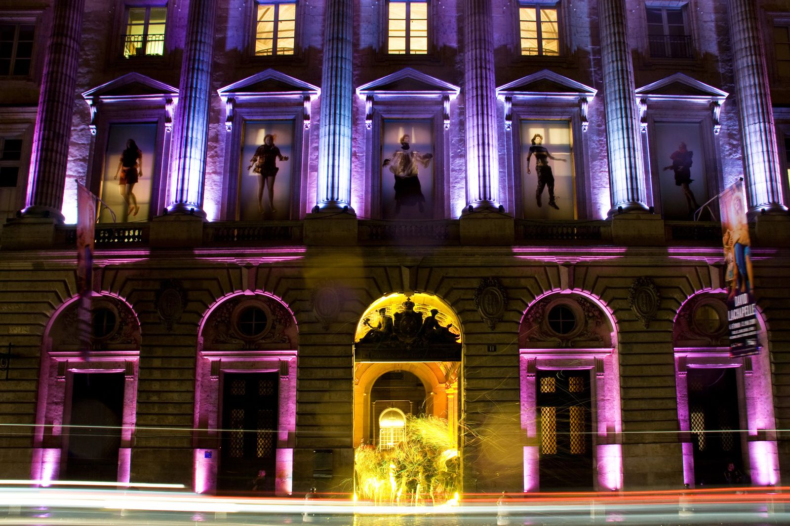 façade illuminée de l'Hôtel de la Monnaie, nuit des musées, Paris