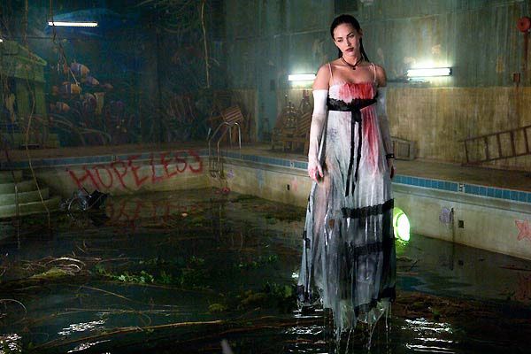 Image 01 du film Jennifer's Body de Karyn Kusuma avec Megan Fox et Amanda Seyfried