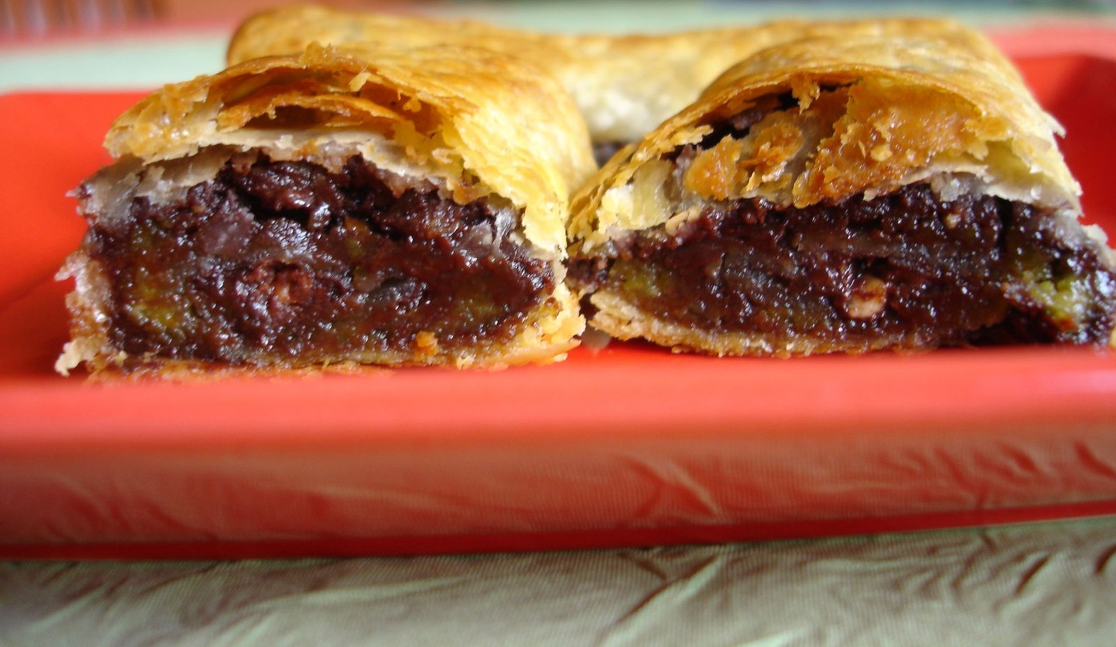 CROUSTIPATE NEM CHOCOLAT PRALINE PISTACHE CROUSTIPATE NEM CHOCOLAT PRALINE PISTACHE