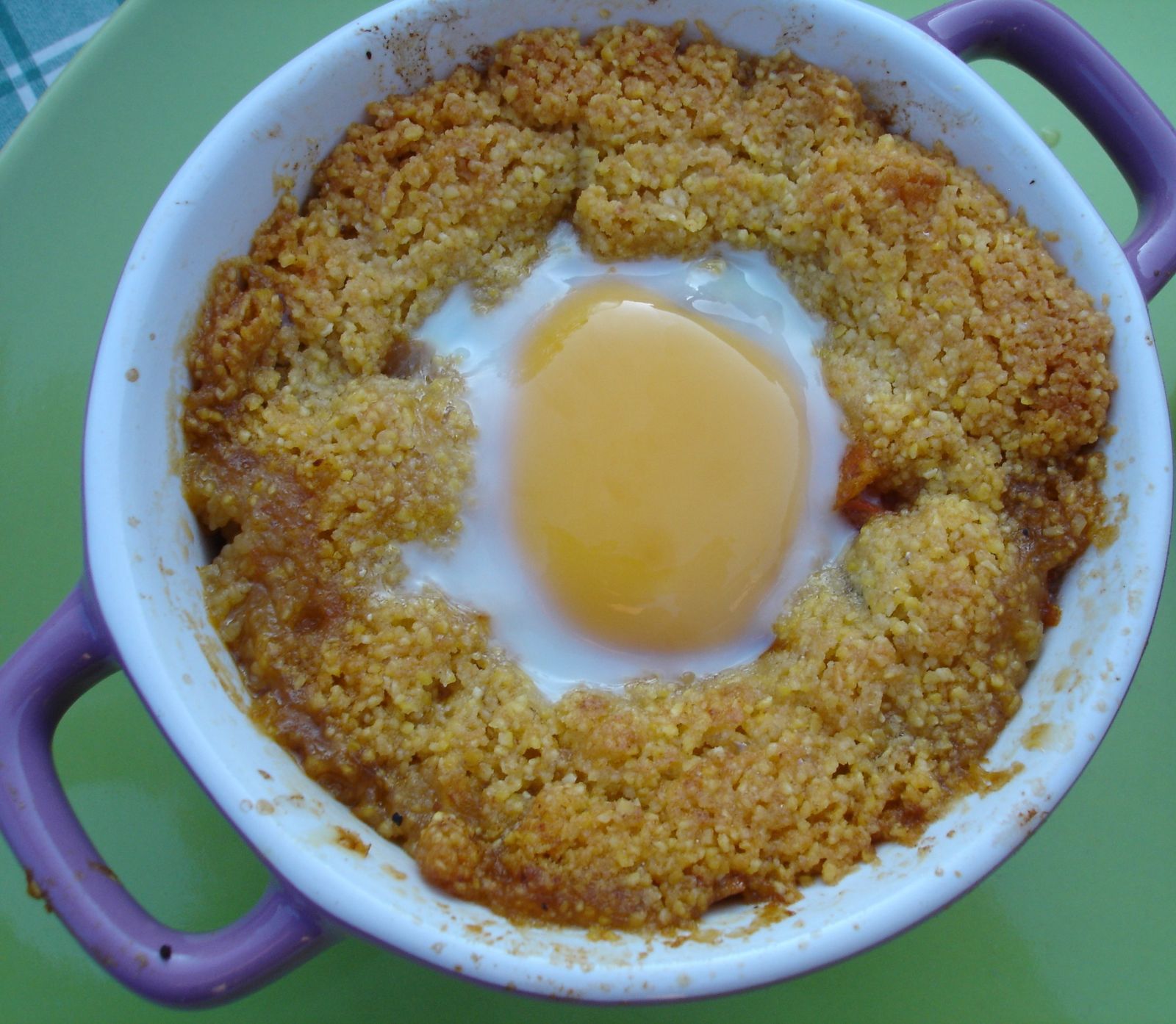 CRUMBLE DE RATATOUILLE A LA POLENTA CRUMBLE DE RATATOUILLE A LA POLENTA