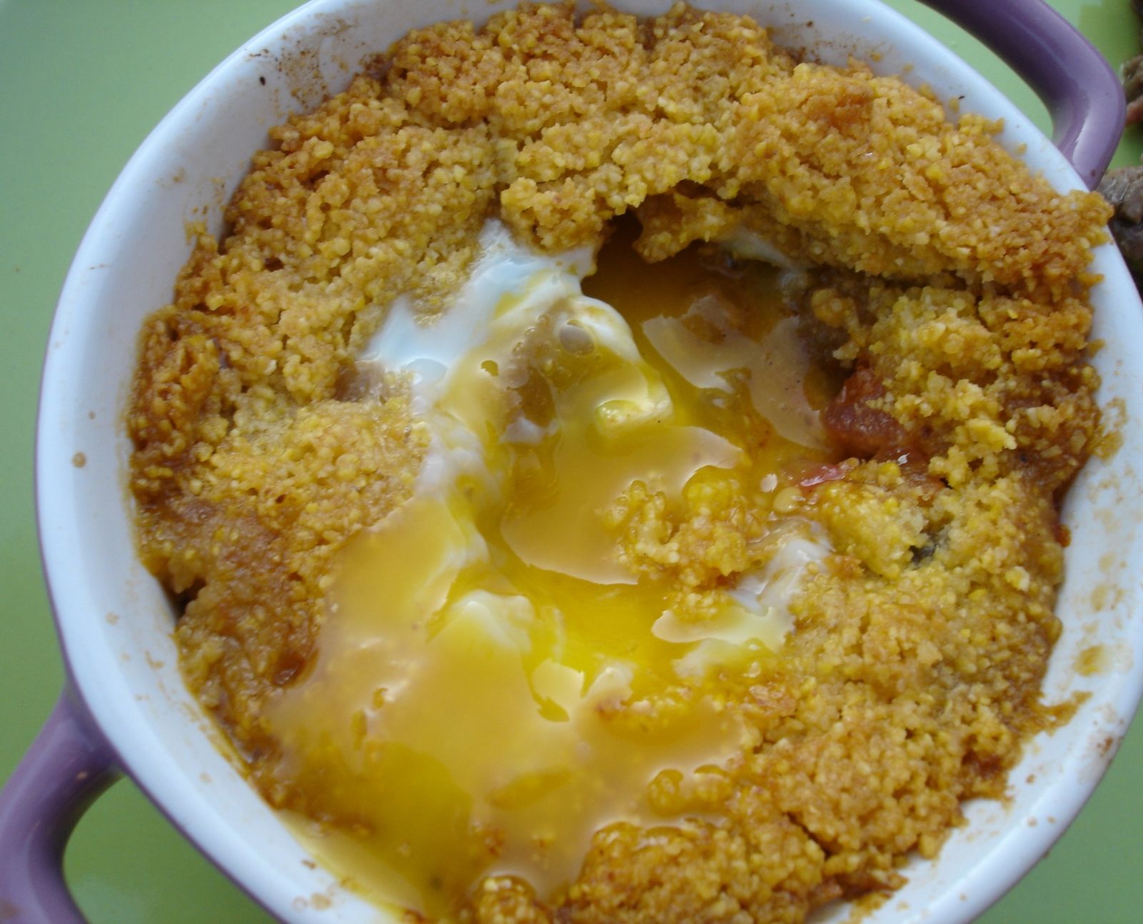 CRUMBLE DE RATATOUILLE A LA POLENTA CRUMBLE DE RATATOUILLE A LA POLENTA