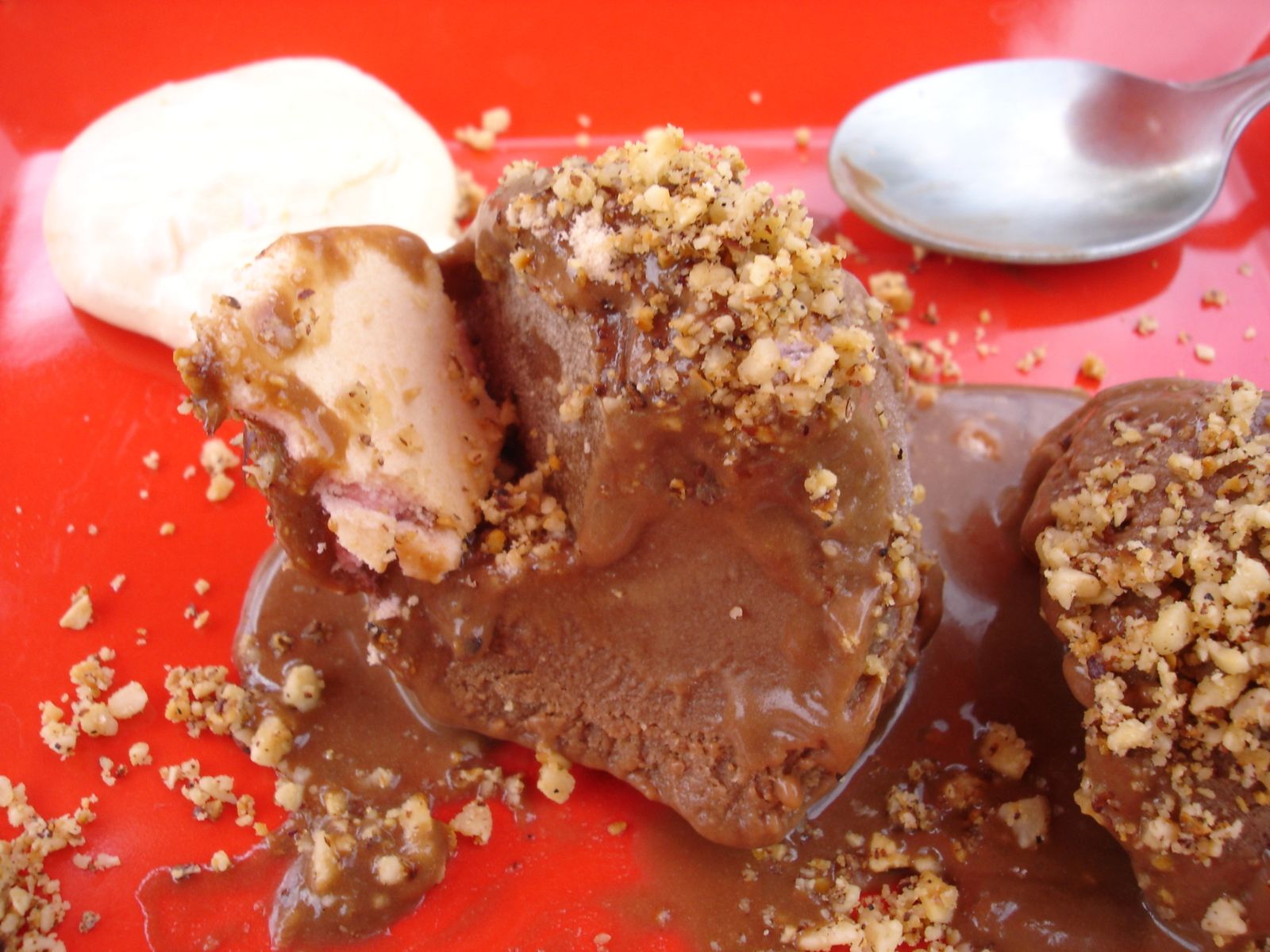 GLACE AU CHOCOLAT FACON MYSTERE GLACE AU CHOCOLAT FACON MYSTERE