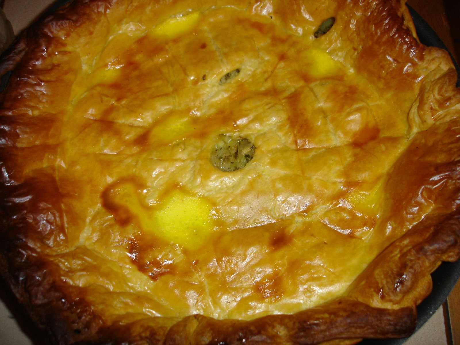 TOURTE DE POMME DE TERRE AUX FINES HERBES TOURTE DE POMME DE TERRE AUX FINES HERBES