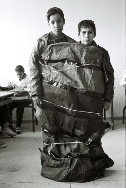 Hicham Benohoud, La salle de classe, 1994-2001, ©Hicham Benohoud/Galerie VU'.