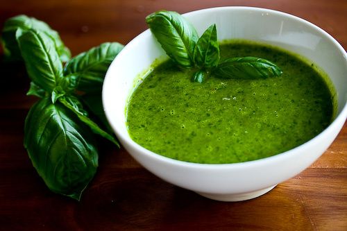 caprese-salad-basil-vinaigrette-56