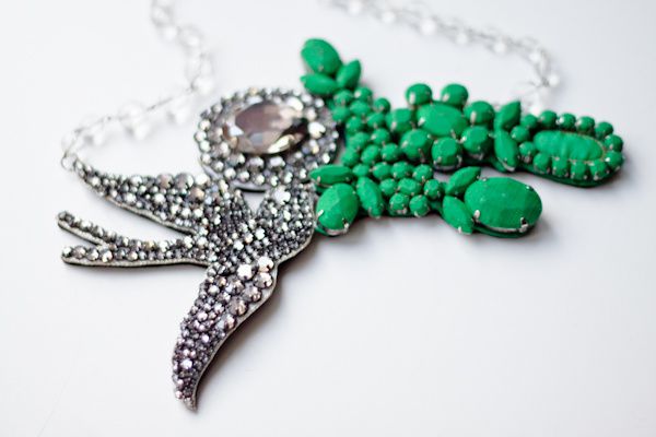 shourouk-collier-oiseau-black-baroque-necklace-c--copie-1.jpg