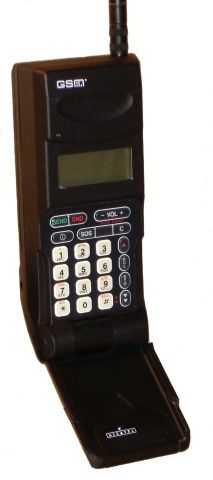 Du Radiocom 2000 au GSM du téléphone analogique au numérique - Histoire et  évolution des téléphones mobiles portatifs. Collection de téléphones  vintages ...