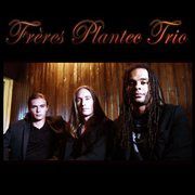 2011 Frères Plantec Trio